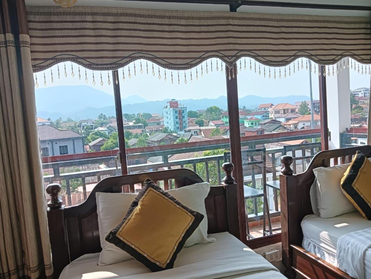 Bountang Riverside Hotel Vang Vieng Exterior foto