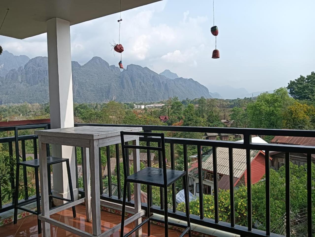 Bountang Riverside Hotel Vang Vieng Exterior foto