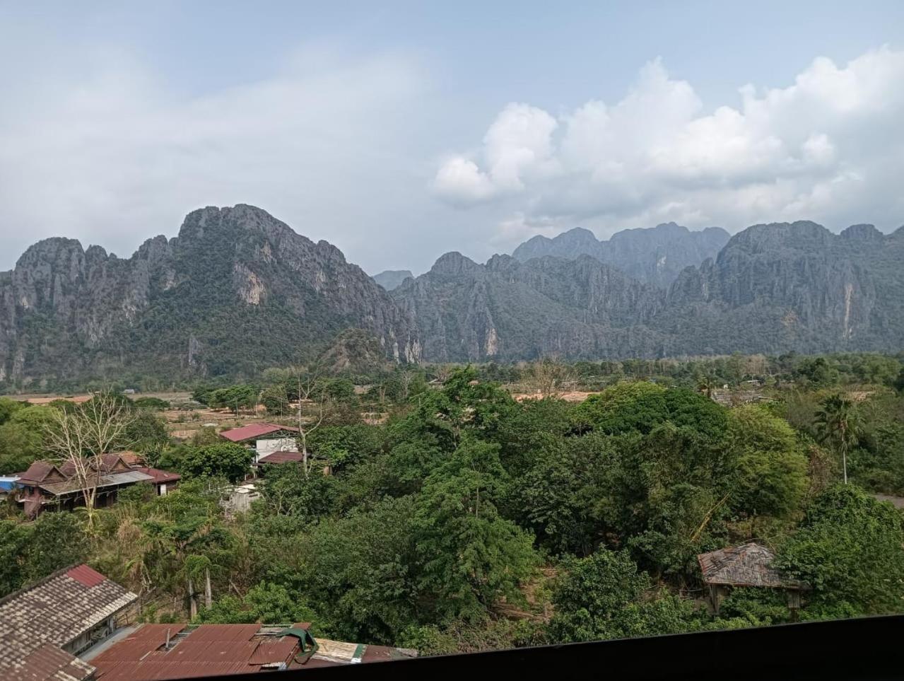 Bountang Riverside Hotel Vang Vieng Exterior foto