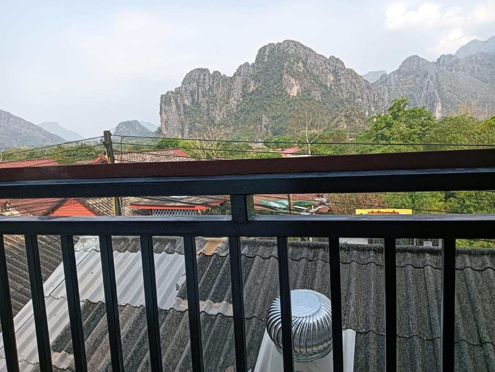 Bountang Riverside Hotel Vang Vieng Exterior foto